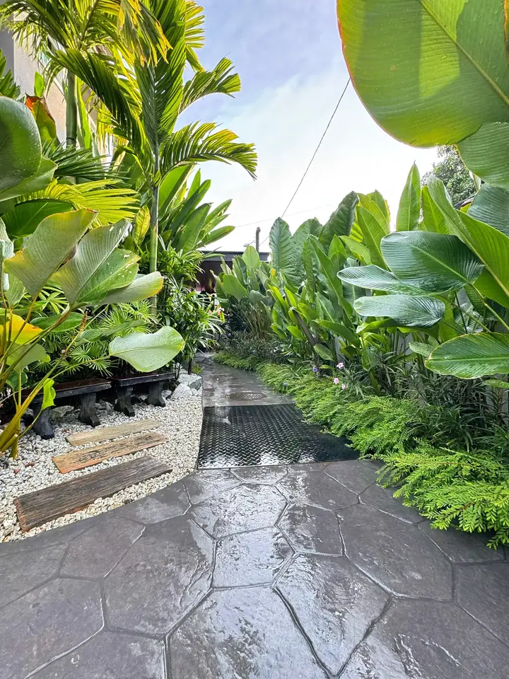 Taman Tropika